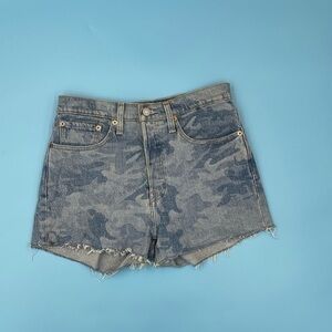 LIKE NEW! LEVIS 501 Denim Jean Shorts
